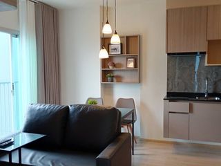 For rent 2 bedrooms condo in Huai Khwang, Bangkok