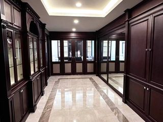 Аренда 3 спальни кондо в Рат Бурана, Бангкок