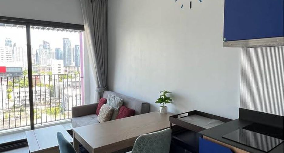 For rent 1 Beds condo in Watthana, Bangkok