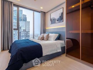 Wohnung zur Miete mit 3 Zimmer in Huai Khwang, Bangkok