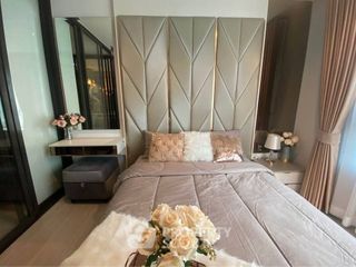 À louer 1 chambre condo à Thon Buri, Bangkok