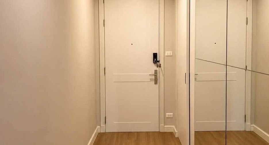 For rent 1 bed condo in Bang Rak, Bangkok