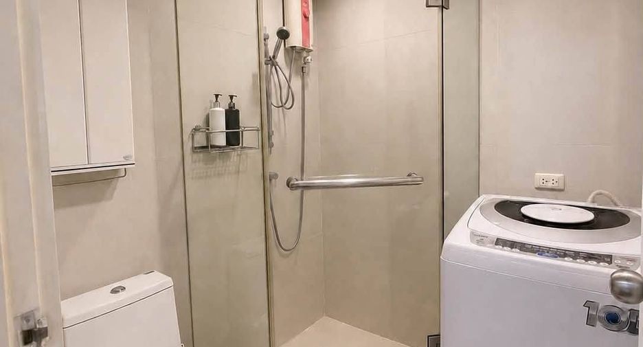 For rent 1 bed condo in Bang Rak, Bangkok