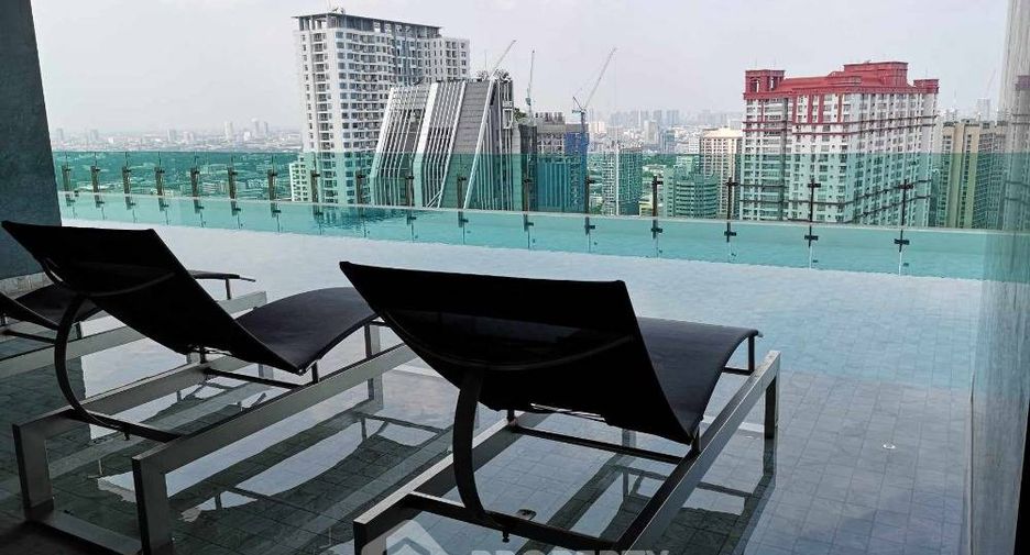 Wohnung zur Miete mit 2 Zimmer in Pathum Wan, Bangkok