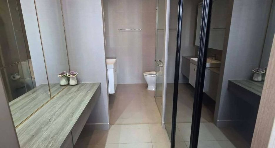 À louer 1 chambre condo à Pathum Wan, Bangkok