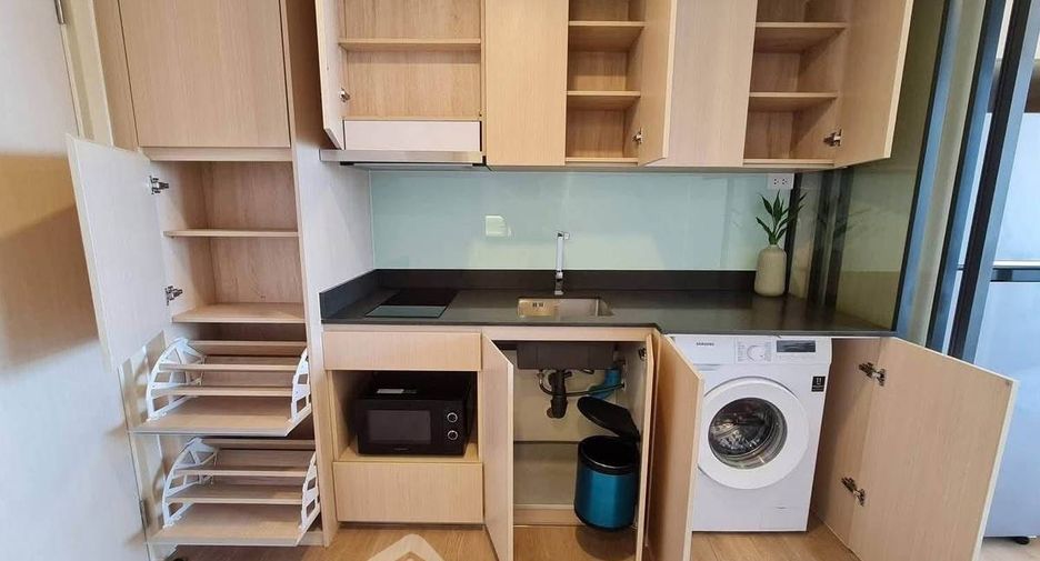 For rent 1 bed condo in Huai Khwang, Bangkok