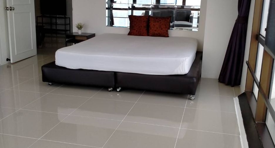 Wohnung zur Miete mit 3 Zimmer in Watthana, Bangkok