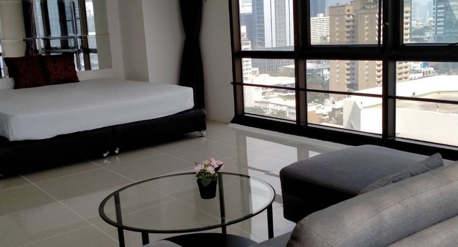 Wohnung zur Miete mit 3 Zimmer in Watthana, Bangkok