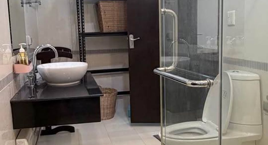 For rent 1 bed condo in Ratchathewi, Bangkok
