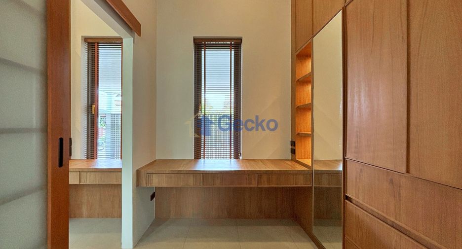 ขาย 4 ห้องนอน บ้านเดี่ยว ใน บางละมุง, ชลบุรี