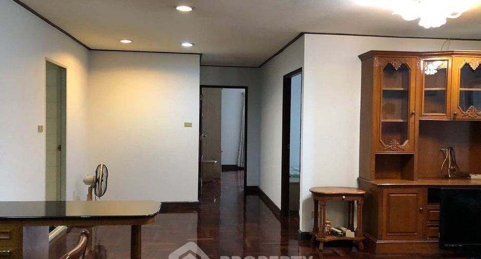 Wohnung zur Miete mit 3 Zimmer in Watthana, Bangkok