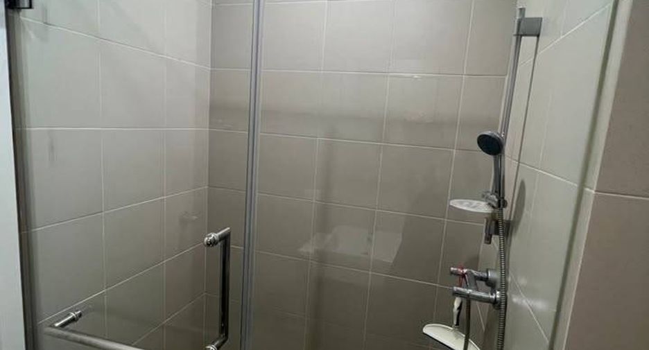 Аренда 1 кровать кондо в Кхлонг Сан, Бангкок