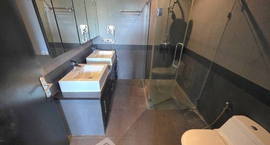For rent 2 bedrooms villa in Jomtien, Pattaya