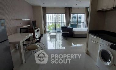 Condo en alquiler de 1 habitaciones en Khlong Toei, Bangkok