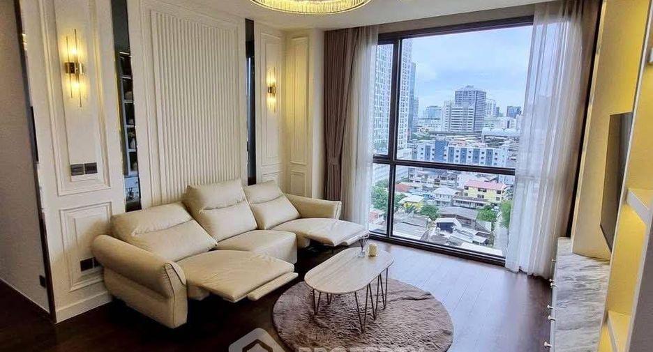 For rent 2 bedrooms condo in Pathum Wan, Bangkok