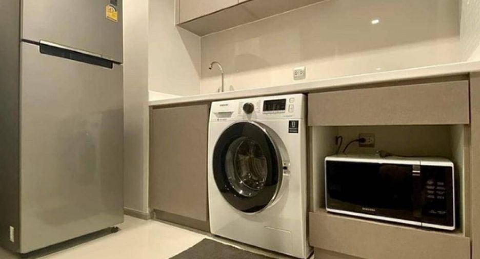 For rent 1 bed condo in Huai Khwang, Bangkok