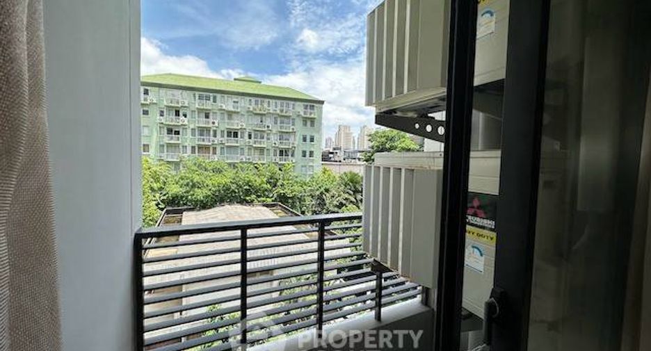 For rent 1 bed condo in Watthana, Bangkok