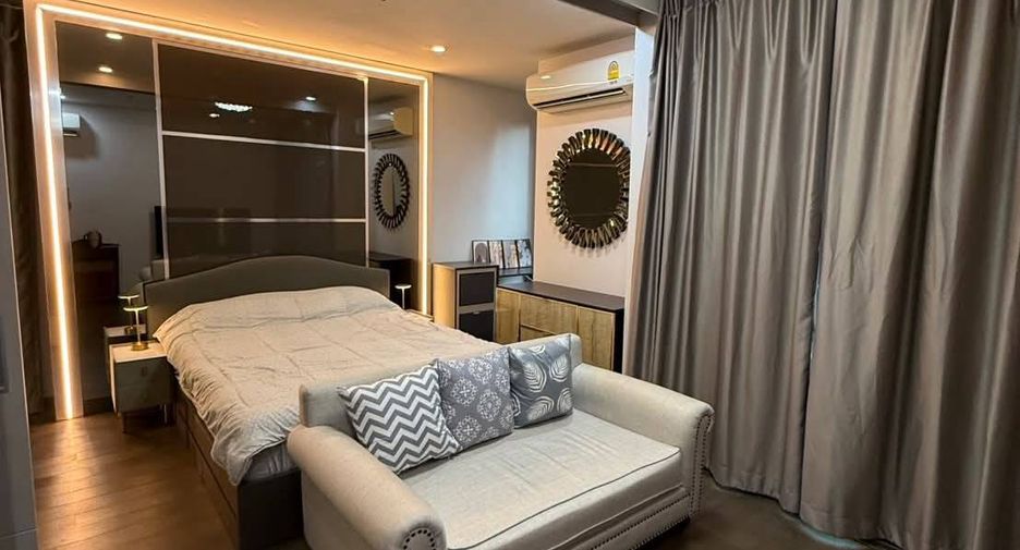 For rent 1 bed condo in Pathum Wan, Bangkok