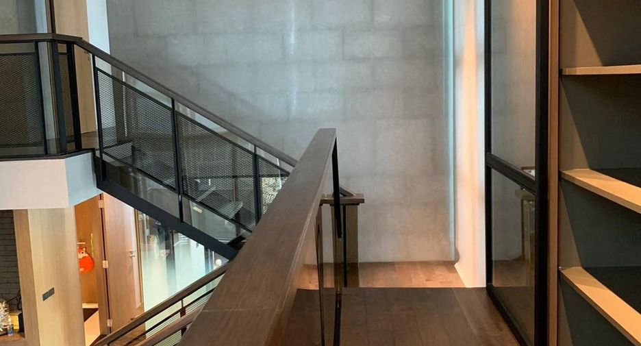 Condo en alquiler de 3 habitaciones en Watthana, Bangkok