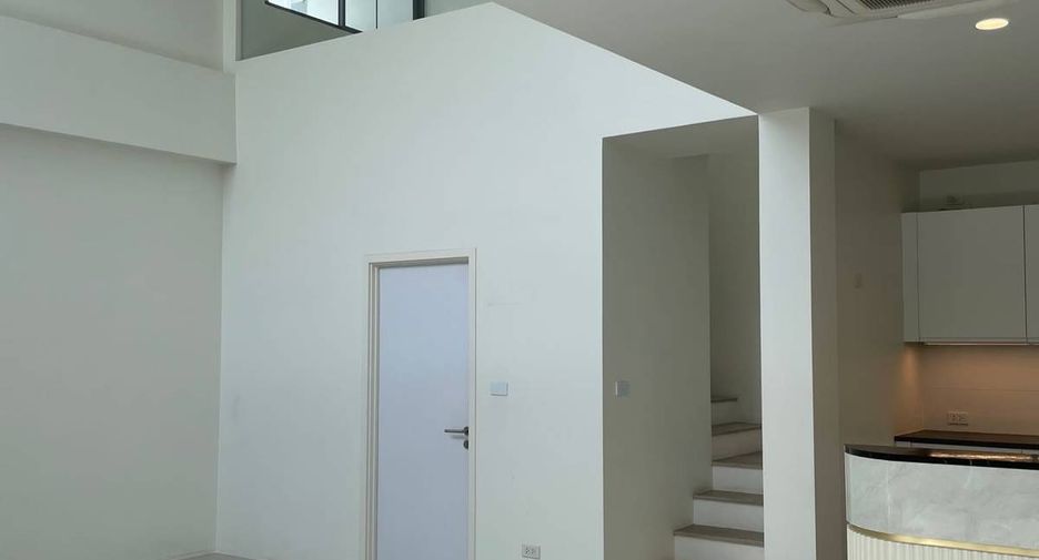 For rent 3 bedrooms house in Don Mueang, Bangkok