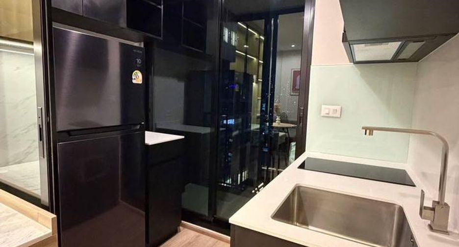 For rent 1 bed condo in Huai Khwang, Bangkok
