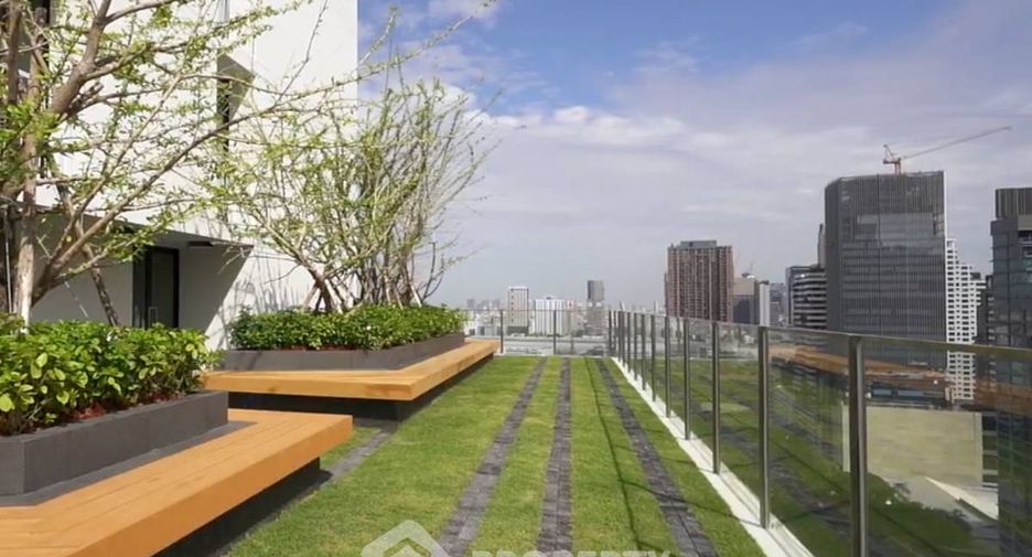 For rent 1 bed condo in Watthana, Bangkok