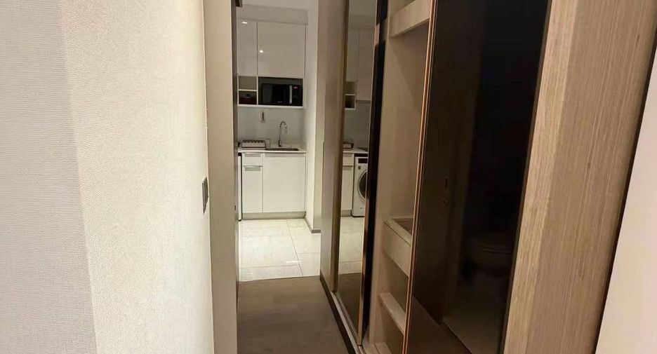 For rent 1 bed condo in Bang Rak, Bangkok
