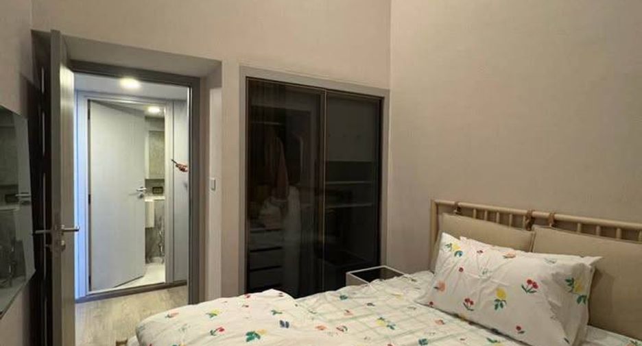 Condo en alquiler de 2 habitaciones en Huai Khwang, Bangkok