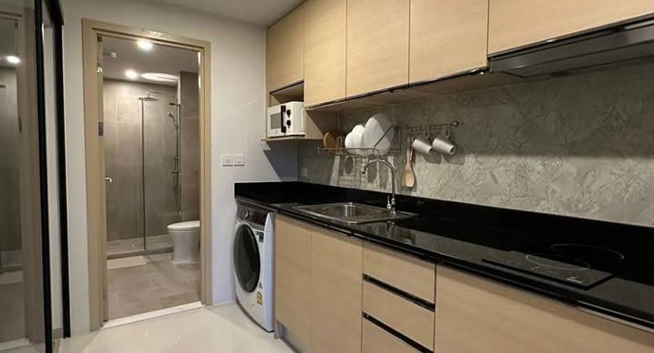Wohnung zur Miete mit 1 Zimmer in Yan Nawa, Bangkok