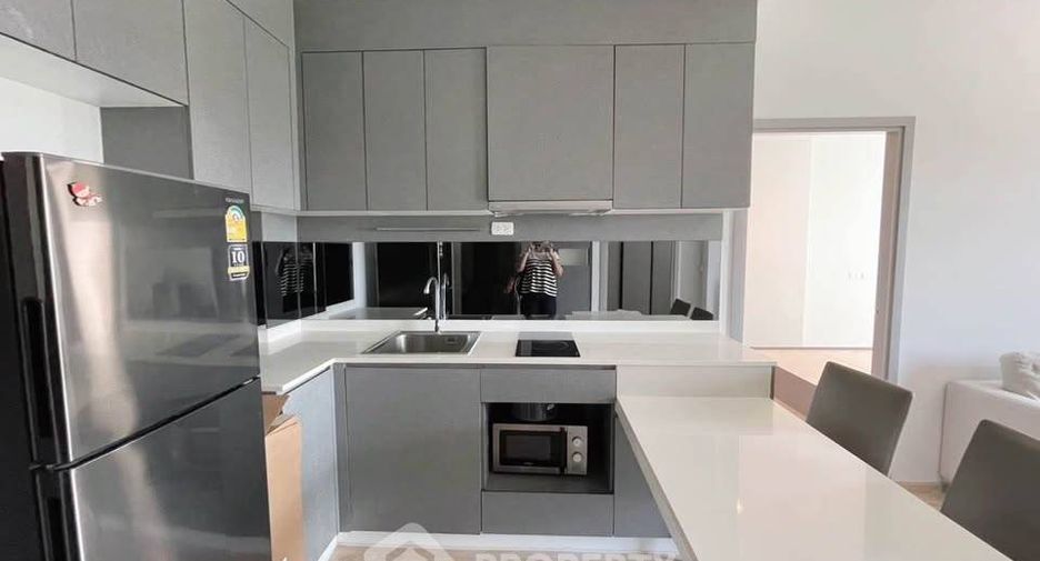 For rent 2 bedrooms condo in Bang Kapi, Bangkok