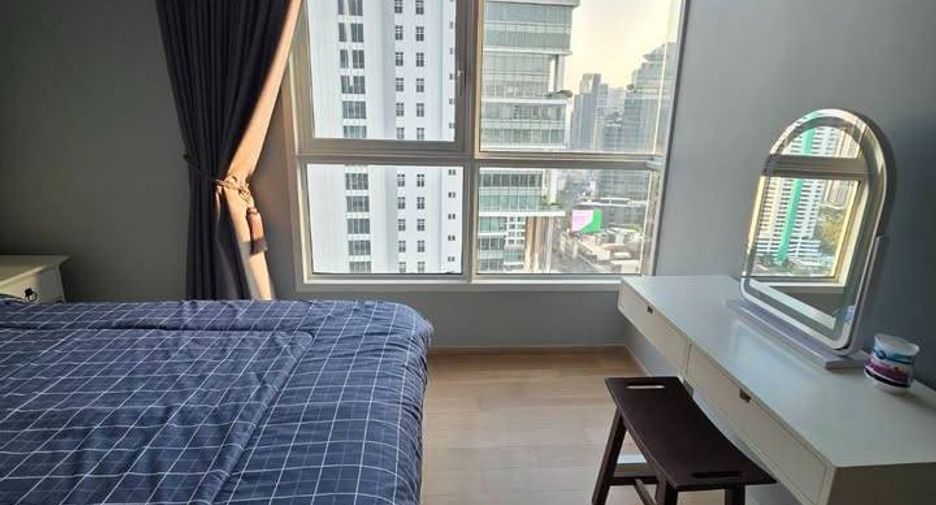 For rent 1 bed condo in Watthana, Bangkok