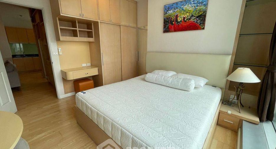For rent 2 ベッドルーム condo in Sathon, Bangkok