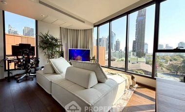 For rent 2 bedrooms condo in Khlong Toei, Bangkok