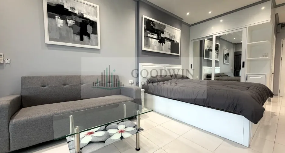 À louer et à vendre studio condo à Jomtien, Pattaya