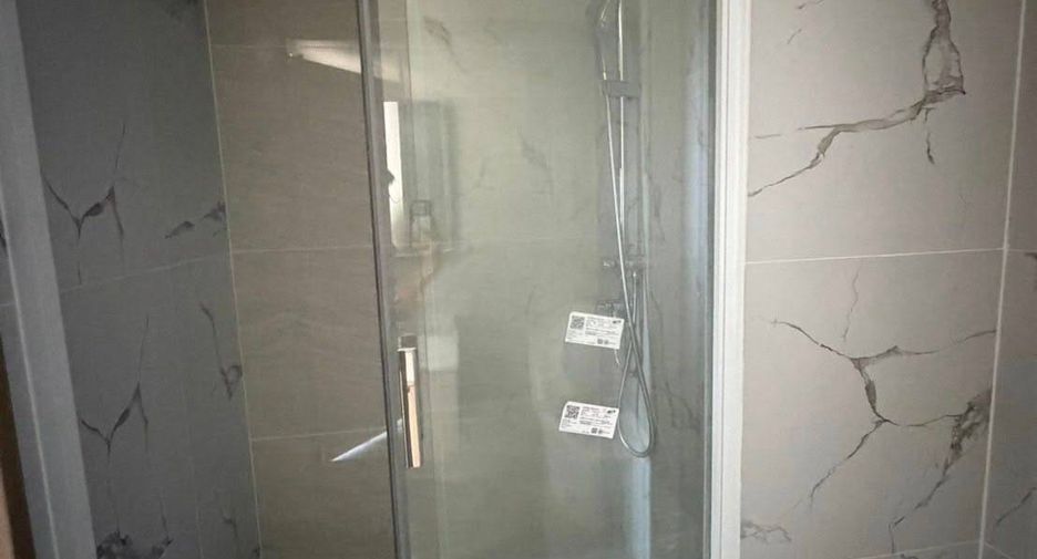 À louer 1 chambre condo à Thon Buri, Bangkok