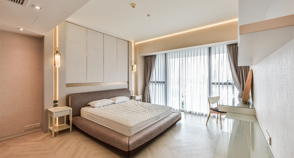 Condo en alquiler de 3 habitaciones en Sathon, Bangkok
