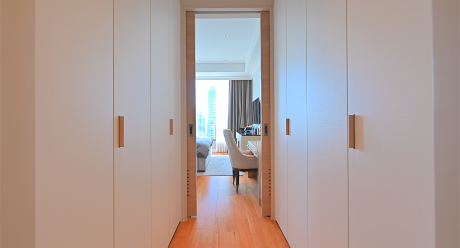 For sale 2 ベッドルーム condo in Pathum Wan, Bangkok
