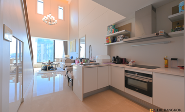 For sale 2 ベッドルーム condo in Pathum Wan, Bangkok