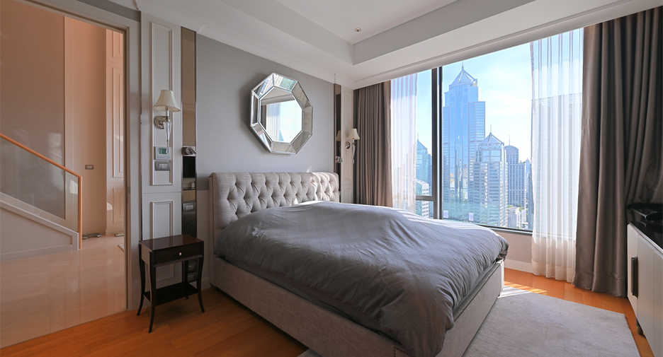 For sale 2 ベッドルーム condo in Pathum Wan, Bangkok