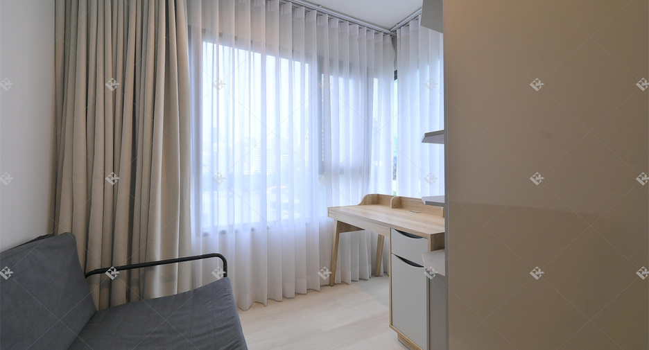 For rent 2 bedrooms condo in Pathum Wan, Bangkok