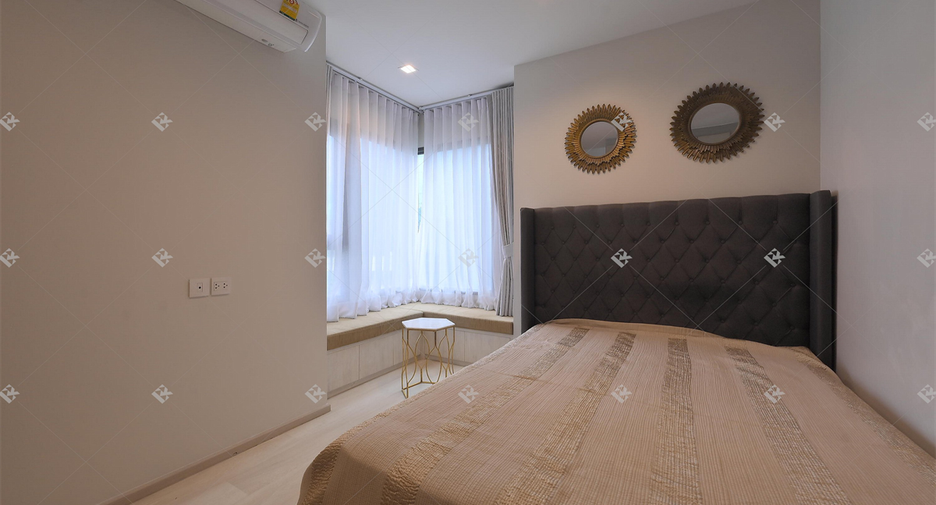 For rent 2 bedrooms condo in Pathum Wan, Bangkok