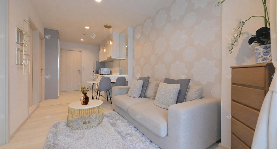 For rent 2 bedrooms condo in Pathum Wan, Bangkok