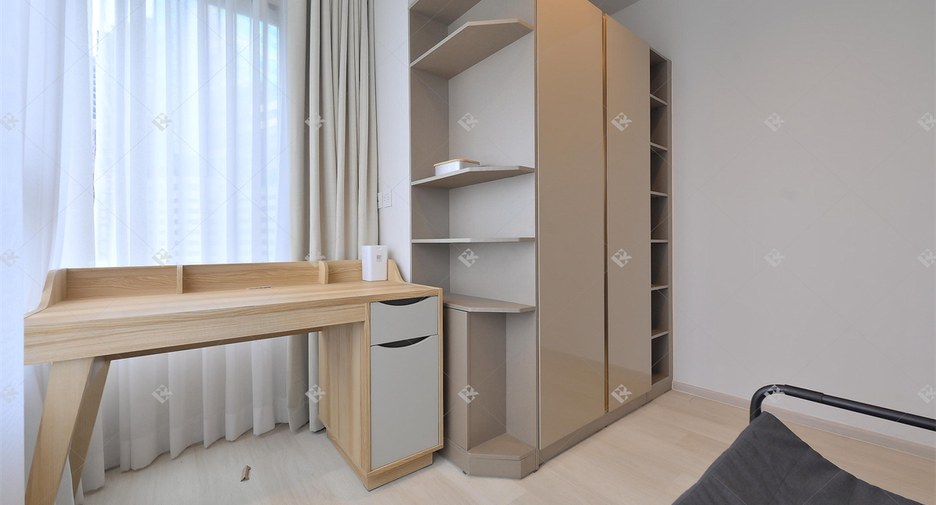 For rent 2 bedrooms condo in Pathum Wan, Bangkok