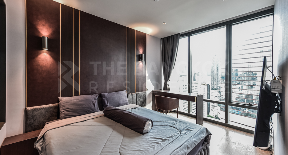 For rent 2 bedrooms condo in Bang Rak, Bangkok