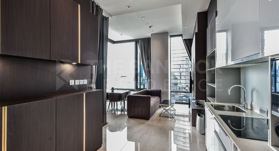 For rent 2 bedrooms condo in Bang Rak, Bangkok
