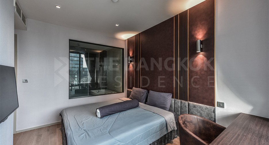 For rent 2 bedrooms condo in Bang Rak, Bangkok