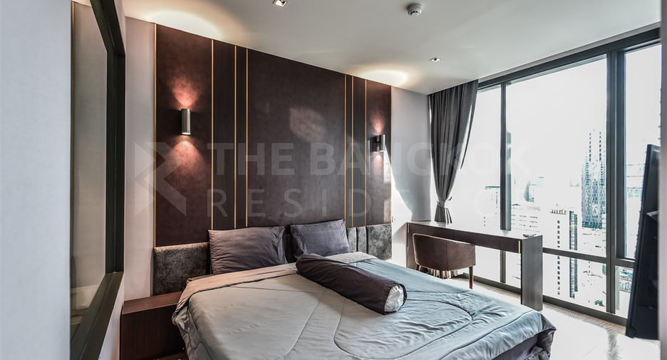 For rent 2 bedrooms condo in Bang Rak, Bangkok