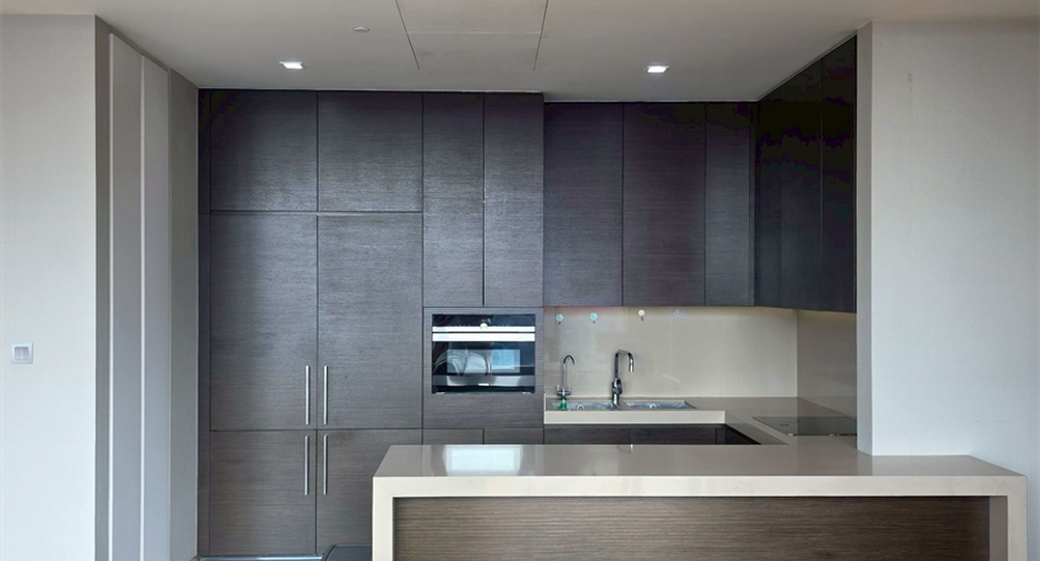 Condo en alquiler de 2 habitaciones en Sathon, Bangkok