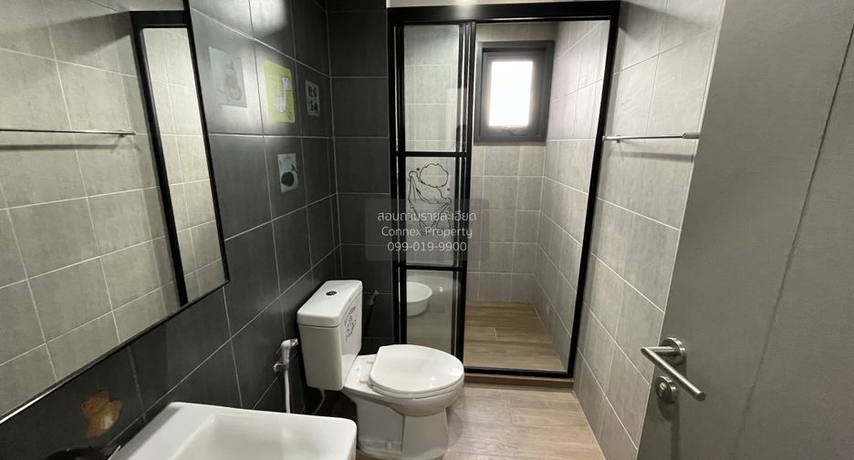 For rent 2 bedrooms condo in Bang Kapi, Bangkok