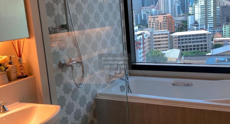 For rent 2 bedrooms condo in Khlong Toei, Bangkok